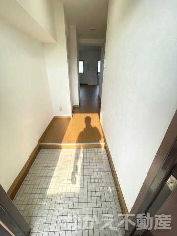 【玄関】 | 明るい玄関です