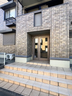 【エントランス】 | ラ　ルーナB