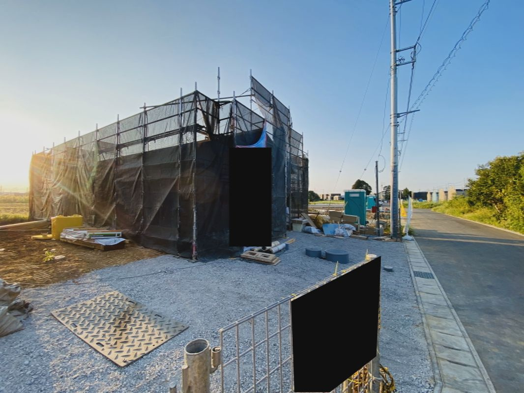 七栄第３１　新築平屋　３号棟の前面道路含む現地写真