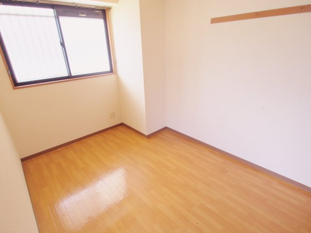 サンコーポ輝の寝室