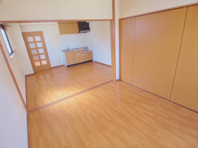 サンコーポ輝の居間・リビング