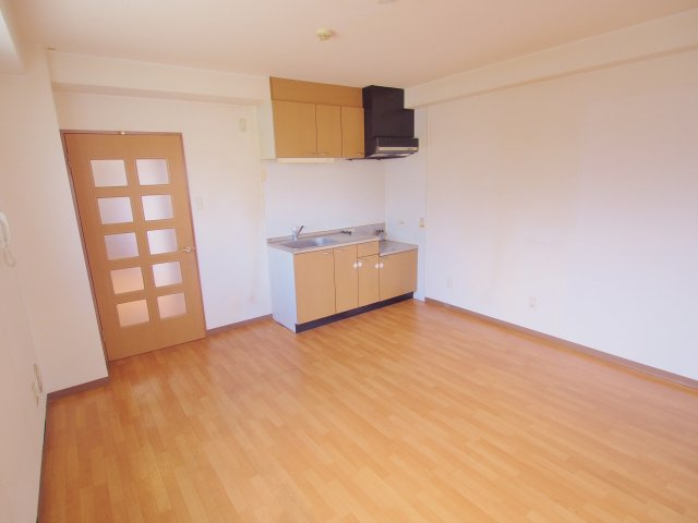 サンコーポ輝の居間・リビング