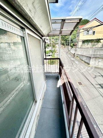 上四条町一戸建のバルコニー