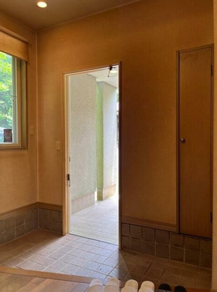 【玄関】 | 伊豆高原別荘地南大室台　戸建