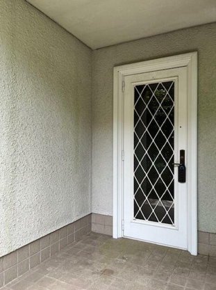 【玄関】 | 伊豆高原別荘地南大室台　戸建