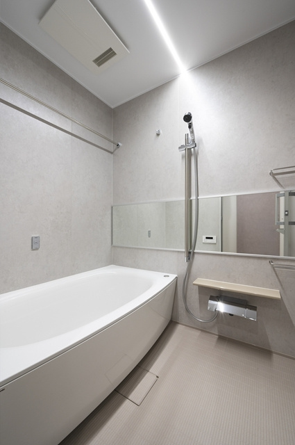 エンクレスト博多EXCEEDの洗面所|脱衣スペースもあります