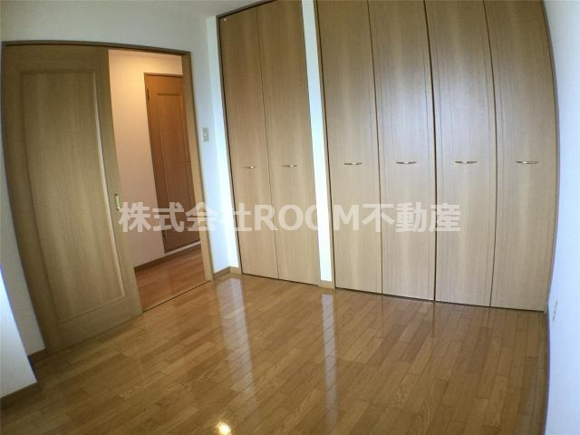 スターマンション・Kの洋室