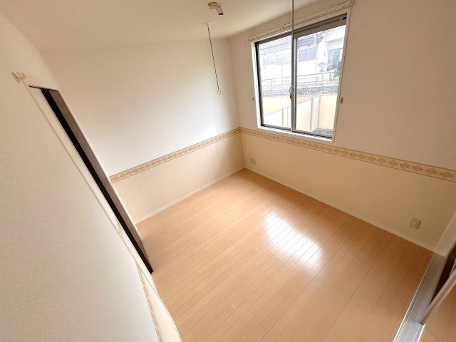 Strawberry fields 吐夢 四番館の洋室|※他号室の写真となります。