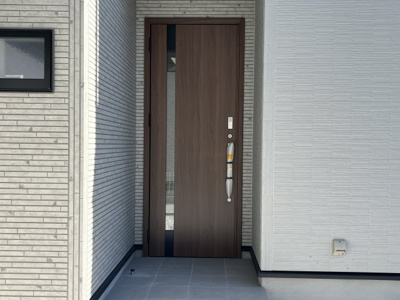 【玄関】 | 磯城郡川西町大字結崎Ⅰ期全5棟3号棟