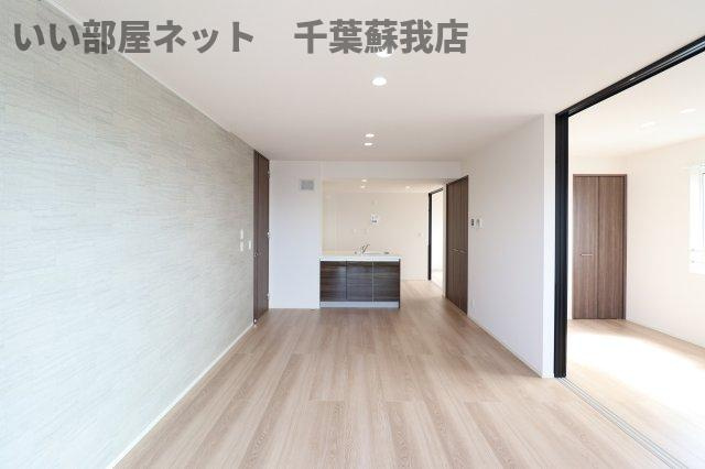 仮）D-ROOM若草の居間・リビング|使いやすいリビングです