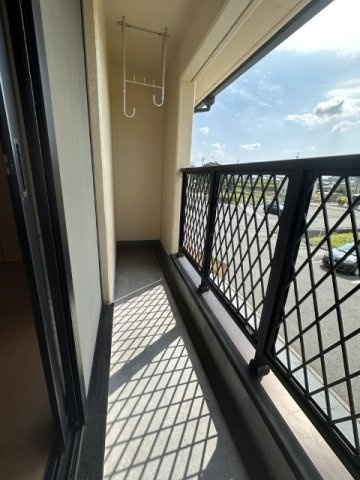 コートマンダリヌのバルコニー|お洗濯にも便利なバルコニー付き