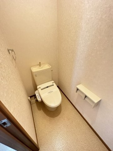 コートマンダリヌのトイレ|シンプルで使いやすいトイレです