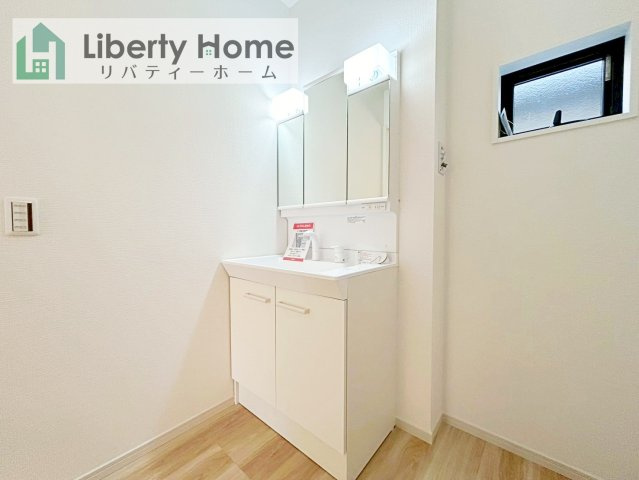 牛久市刈谷町9期　新築戸建の独立洗面台