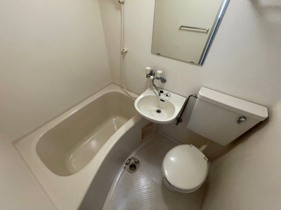 【浴室】 | ラカーサ谷川