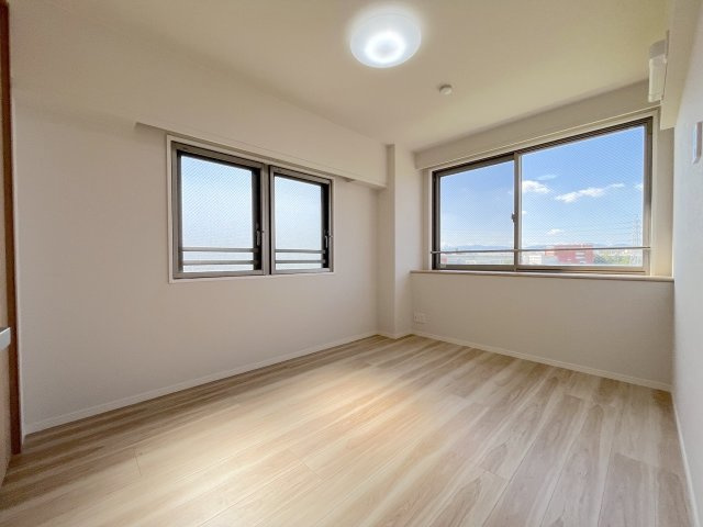 コアマンション香椎南ネクステージの洋室