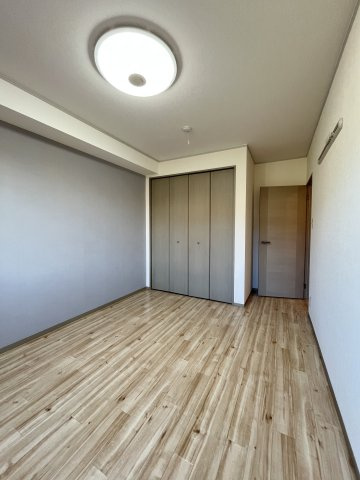 コンフォートⅢ棟の洋室