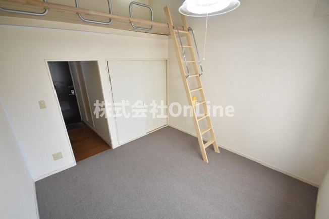 【寝室】 | 奥野