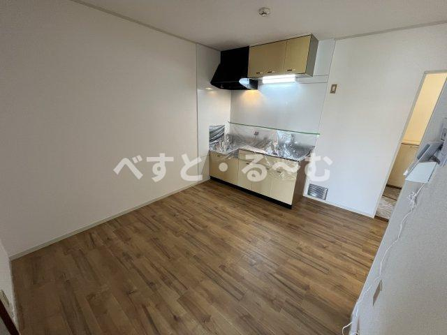 フジハイツの居間・リビング