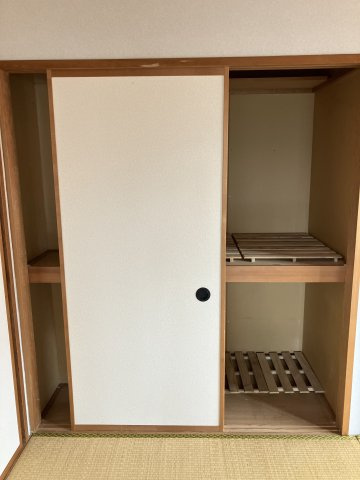 つるかめマンションの収納