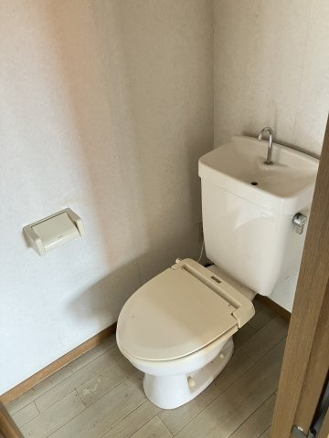 つるかめマンションのトイレ