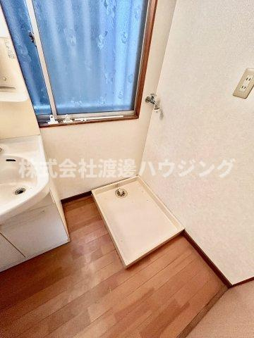 御厨東2丁目テラスハウスの設備|室内洗濯パン