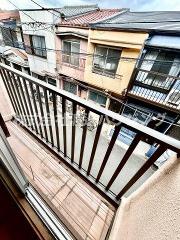 御厨東2丁目テラスハウスのバルコニー