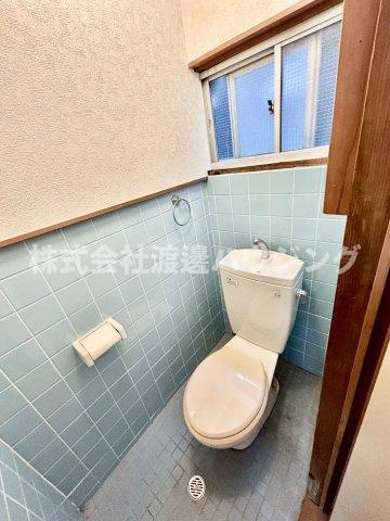 御厨東2丁目テラスハウスのトイレ