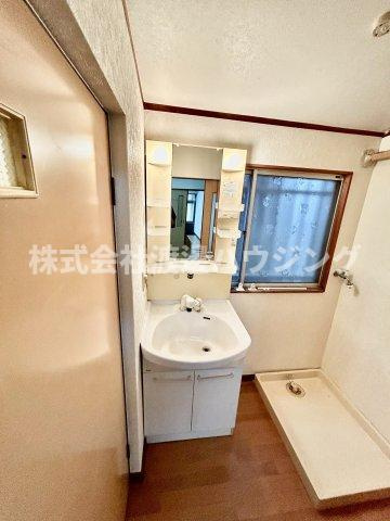 御厨東2丁目テラスハウスの洗面所