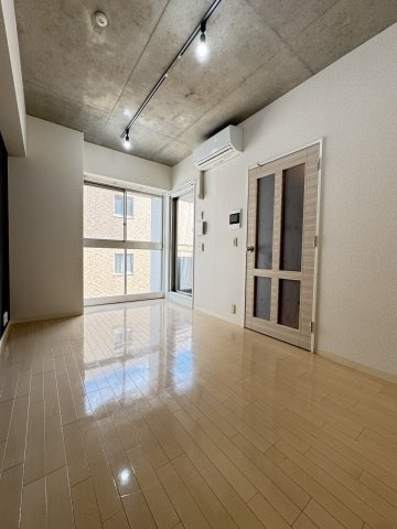 プロシード神戸元町の居間・リビング