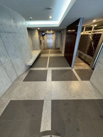 プロシード神戸元町のロビー