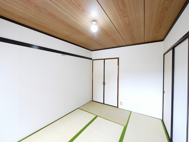パールハイツの和室|和室ならではの温かな和の空間で寛ぎの時間を過ごせます