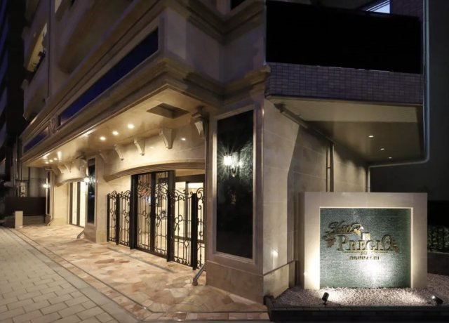 Vinoプレジオ本町のエントランス