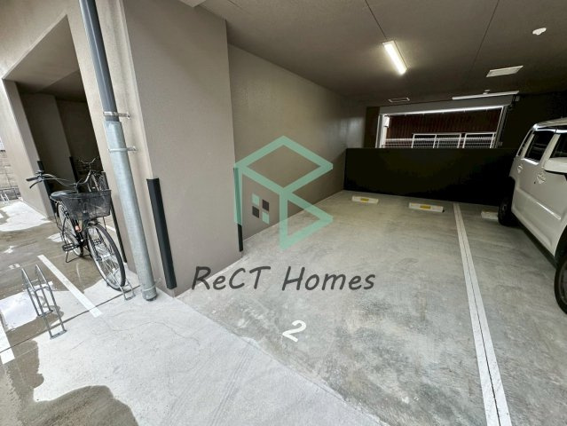 Sky Himejiの駐車場