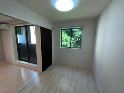 【内装】 | アヴェルラ・プラス | 室内