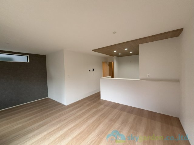 平塚市中里5期　新築戸建　全2棟2号棟の居間・リビング