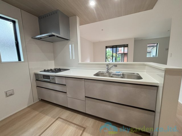 平塚市中里5期　新築戸建　全2棟2号棟のキッチン