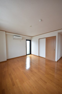 【寝室】 | メグロ山手ビルディング