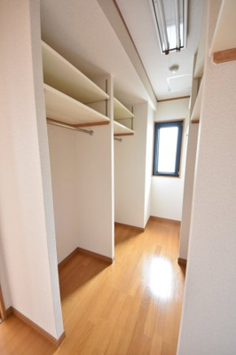 【収納】 | メグロ山手ビルディング