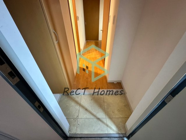 ベル・ドミール西二階町の玄関