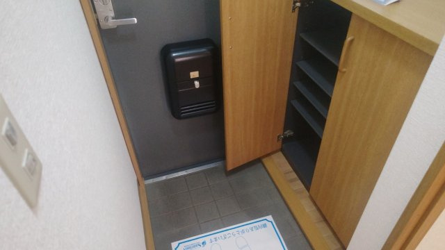 ミサワヒルズの玄関