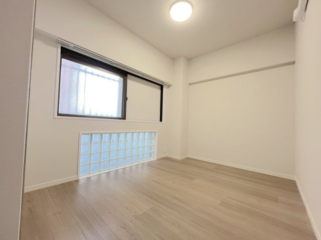 ライオンズマンション野間大池南の洋室