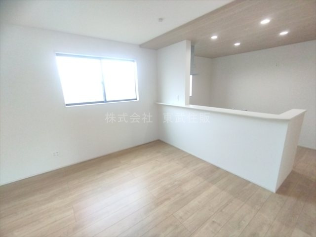 【ダイニング】 | 川越市宮元町4期　全10棟　9号棟 | 食卓を囲むダイニング