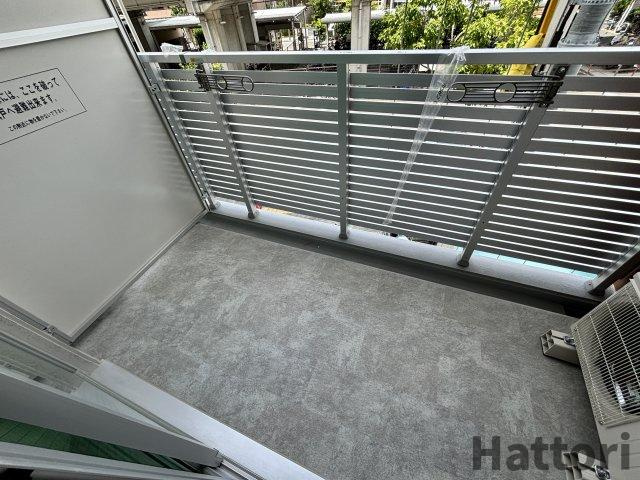 エメルミナ豊中岡町のバルコニー