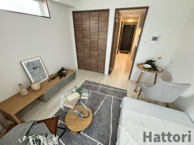 エメルミナ豊中岡町の居間・リビング