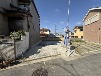 【前面道路含む現地写真】 | 【プレイワーク土師町5丁】土師小・道路幅6ｍ・新築建売・4LDK・車2台 | 前面道路含む現地写真です