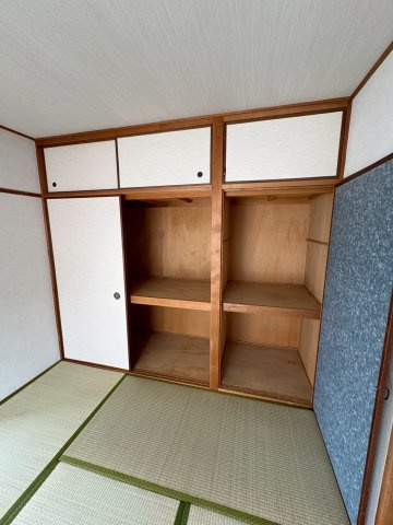 惣町サンハイツの収納|たっぷりとした収納スペースです