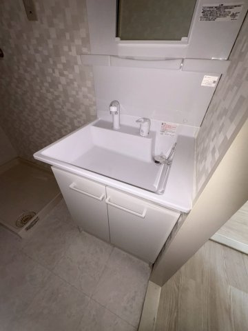 惣町サンハイツの洗面所|スペースが確保できる洗面所です