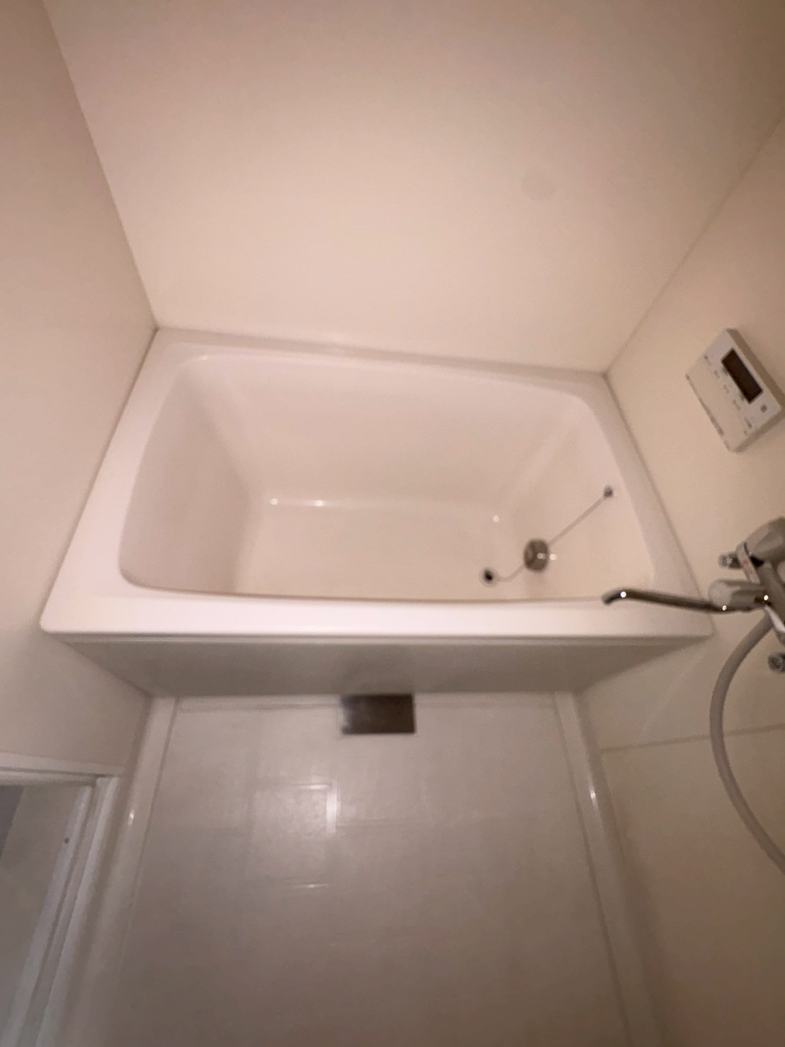 惣町サンハイツの浴室|日々の疲れを癒すお風呂付です