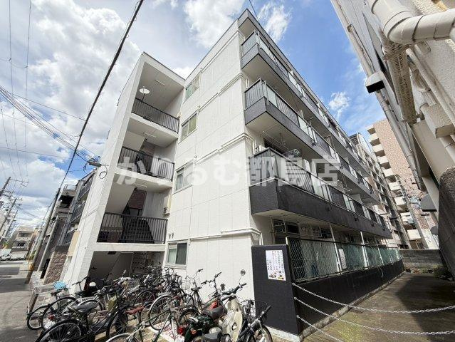 山﨑マンション長柄中の外観