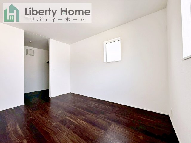 取手市青柳24-1期　新築戸建　2号棟の寝室